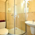 בית אירוח Al-tour *